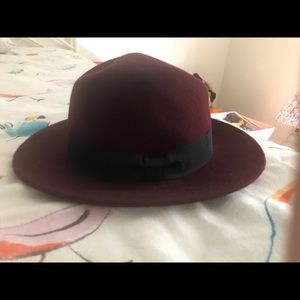 Urban outfitters maroon hat